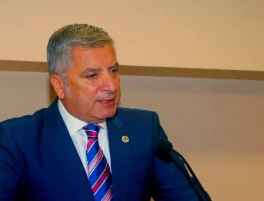 Να παραιτηθεί από το υπουργικό αξίωμα καλεί τον Ν. Τόσκα ο Γ. Πατούλης